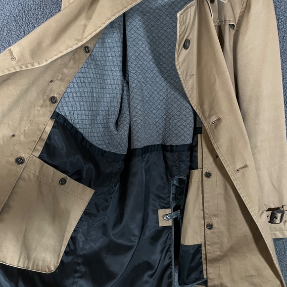 Banana Republic Double Breasted Lined Trench Coat - Men's Size L - Tan - Picture 6 of 11